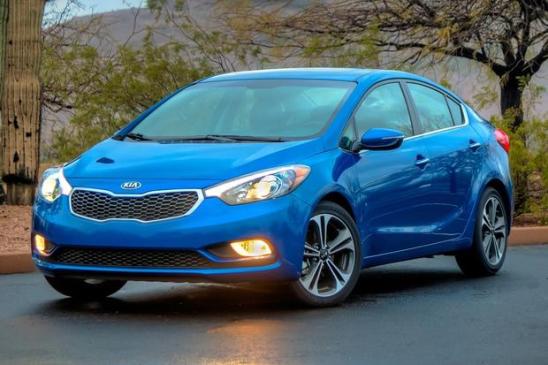 Kia Forte 2015 bất ngờ đạt tiêu chuẩn an toàn 5 sao